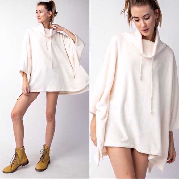 ❄️MAUVE LUXE FLEECE PONCHO - Picture 4 of 7